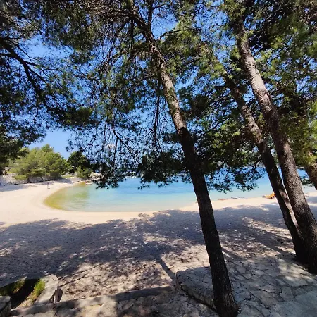 Aria Mobile Home, Oaza Mira 5 Star Camping, Dalmatia مكان تخييم