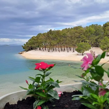 مكان تخييم Aria Mobile Home, Oaza Mira 5 Star Camping, Dalmatia دراغ