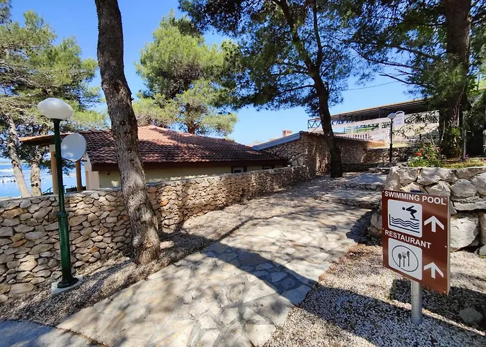Kemp Aria Mobile Home, Oaza Mira 5 Star Camping, Dalmatia Drage