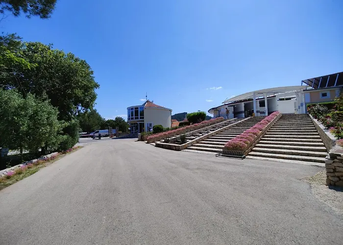 Aria Mobile Home, Oaza Mira 5 Star Camping, Dalmatia * Drage