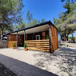 Aria Mobile Home, Oaza Mira 5 Star Camping, Dalmatia Drage