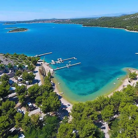 Aria Mobile Home, Oaza Mira 5 Star Camping, Dalmatia * Drage