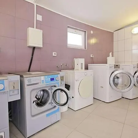 Aria Mobile Home, Oaza Mira 5 Star Camping, Dalmatia *