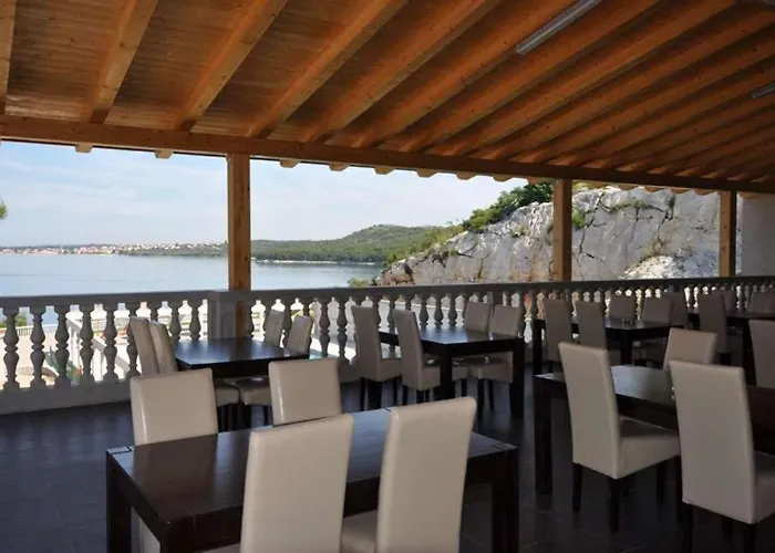 Кемпинг Aria Mobile Home, Oaza Mira 5 Star Camping, Dalmatia